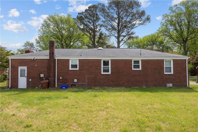 271 Toy AVE, Virginia Beach, VA 23462