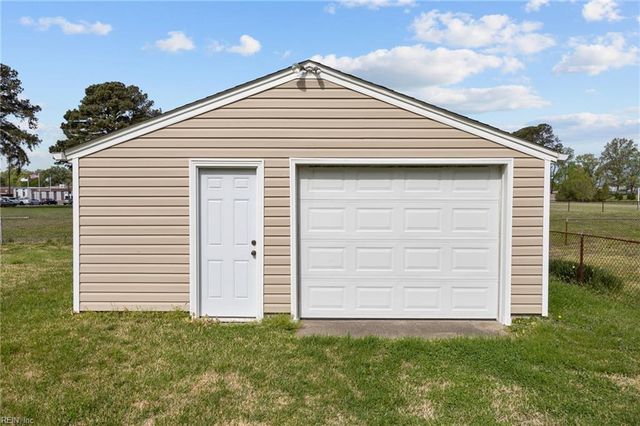 271 Toy AVE, Virginia Beach, VA 23462