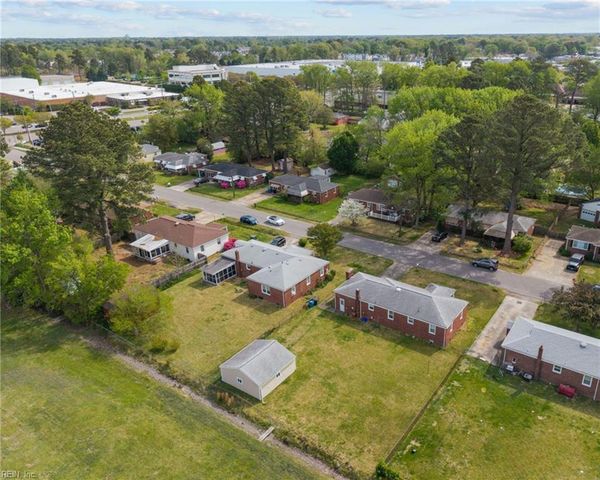 271 Toy AVE, Virginia Beach, VA 23462