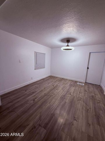 4211 W Roosevelt Street 142, Phoenix, AZ 85009