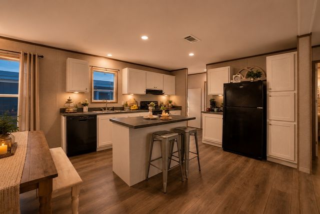 105 Beaver Creek Drive, Azle, TX 76020