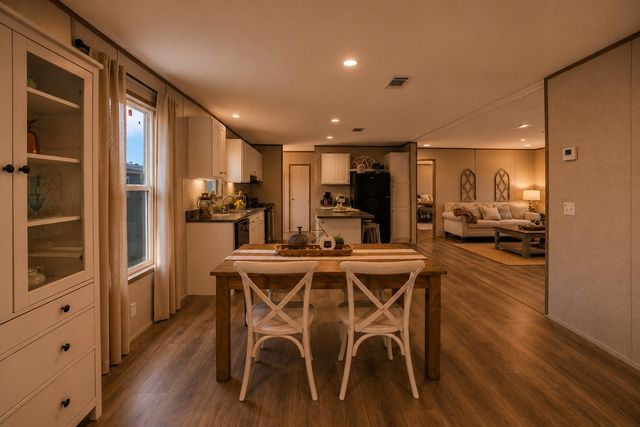 105 Beaver Creek Drive, Azle, TX 76020