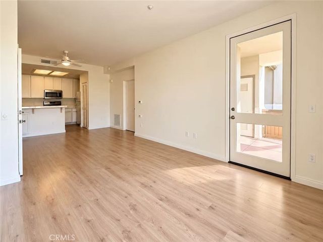 2960 Champion Way 1802, Tustin, CA 92782