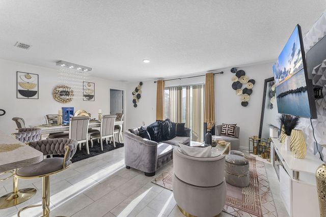 1122 SW Del Rio Boulevard, Port St. Lucie, Port St Lucie, FL 34953