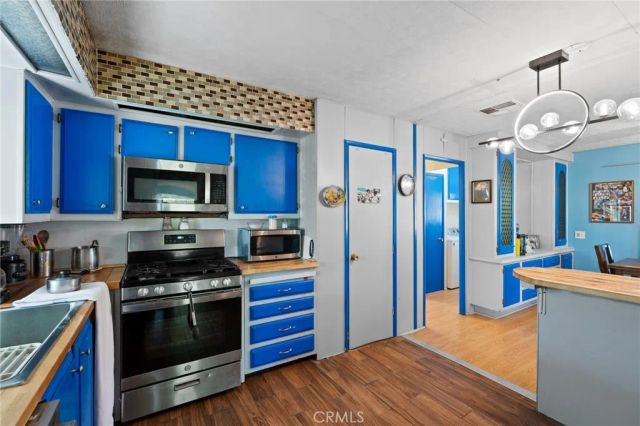 13870 Rodeo Drive, Victorville, CA 92395