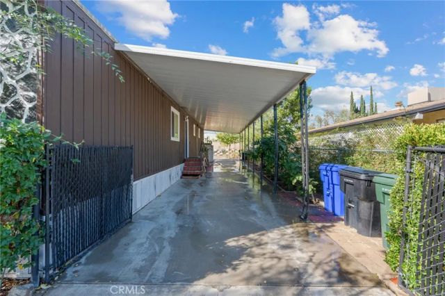 13870 Rodeo Drive, Victorville, CA 92395