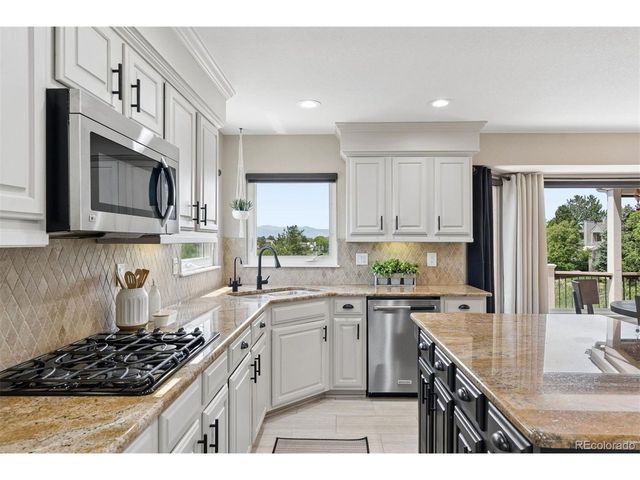 8921 Green Meadows Dr, Highlands Ranch, CO 80126