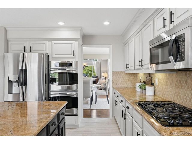 8921 Green Meadows Dr, Highlands Ranch, CO 80126