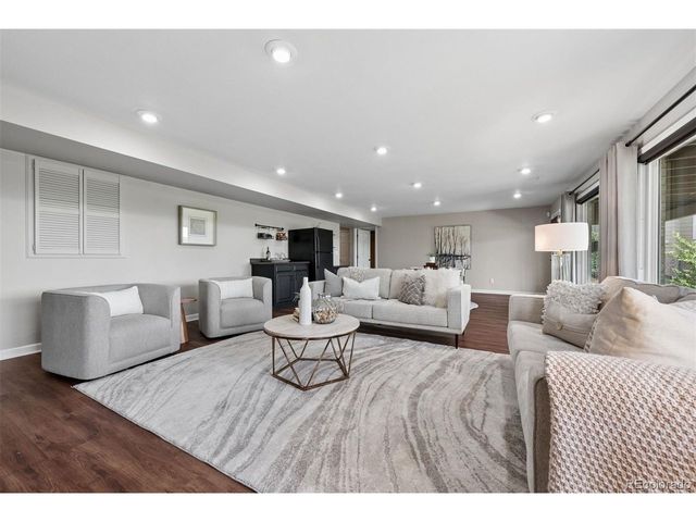 8921 Green Meadows Dr, Highlands Ranch, CO 80126