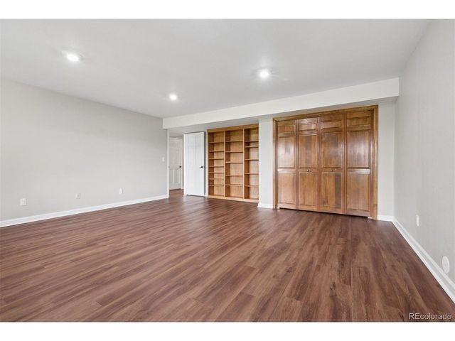 8921 Green Meadows Dr, Highlands Ranch, CO 80126