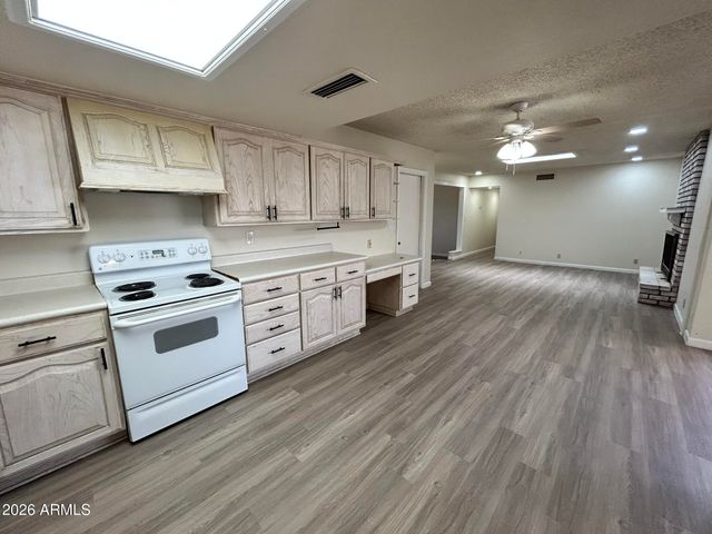 711 N ORACLE --, Mesa, AZ 85203