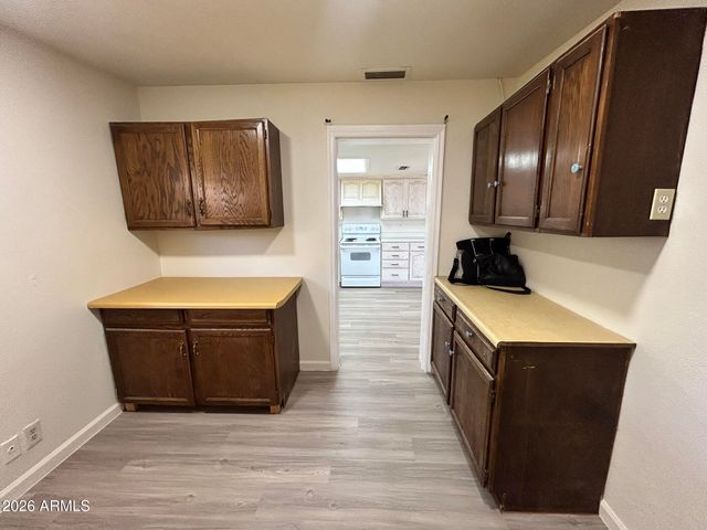 711 N ORACLE --, Mesa, AZ 85203