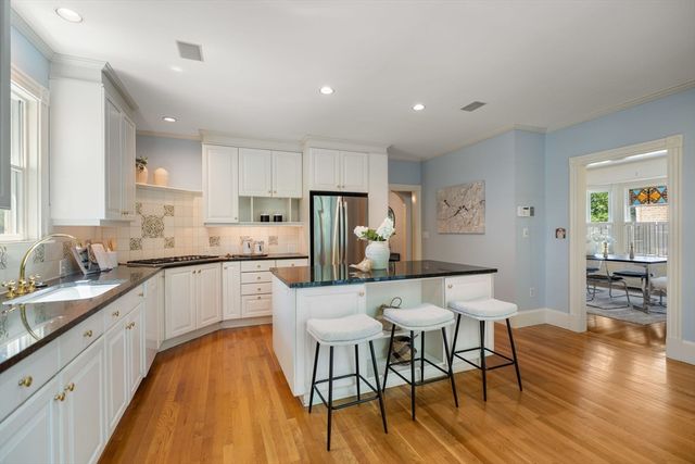 40 Goden St, Belmont, MA 02478