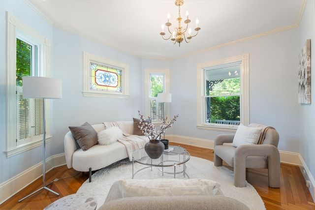 40 Goden St, Belmont, MA 02478