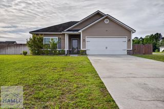 302 Huntington Drive NE, Ludowici, GA 31316