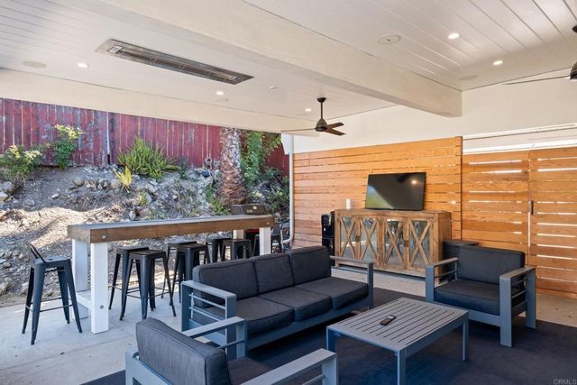 10274 Madrid Way, Spring Valley, CA 91977