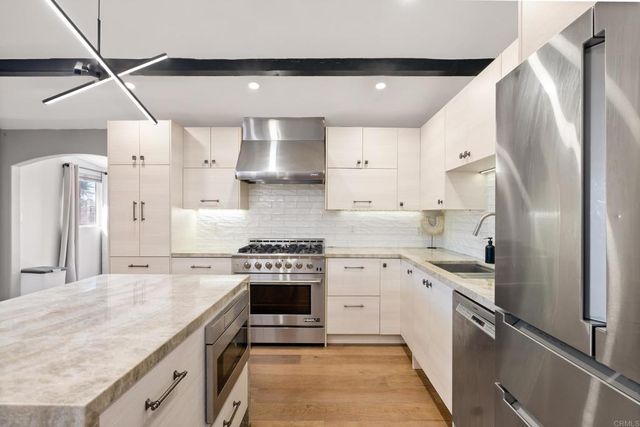 10274 Madrid Way, Spring Valley, CA 91977