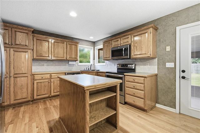 11945 S Monroe Street, Olathe, KS 66061