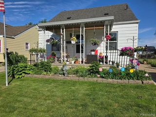 17370 Palmer Street, Melvindale, MI 48122