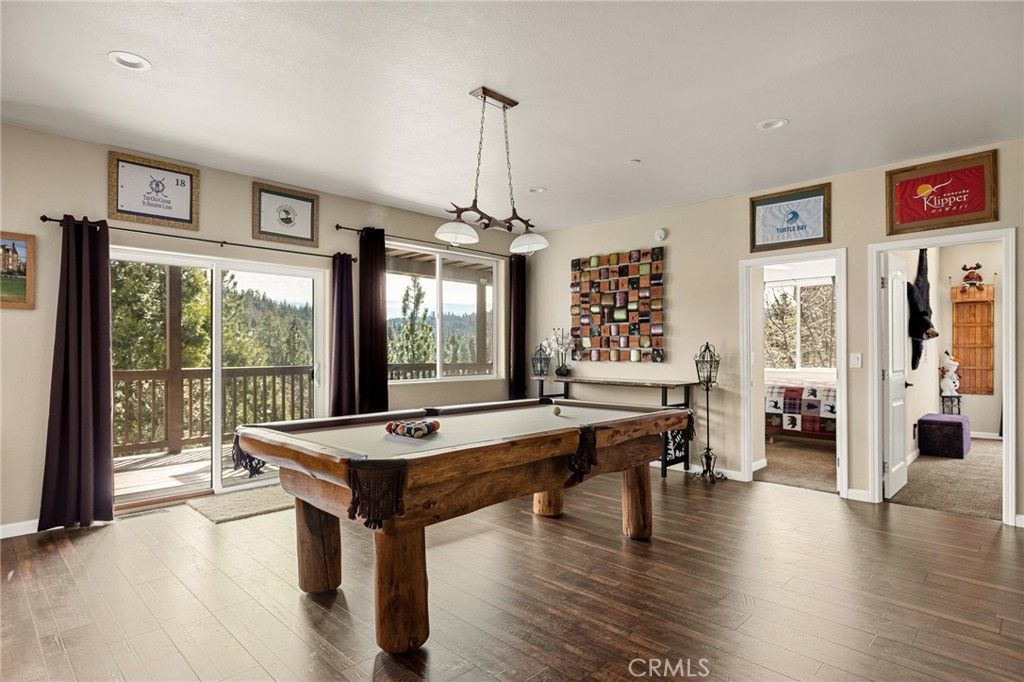 Image 22 of property listing at 806 Brentwood, Lake Arrowhead, CA 92352