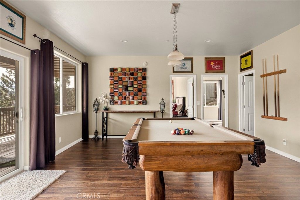 Image 23 of property listing at 806 Brentwood, Lake Arrowhead, CA 92352