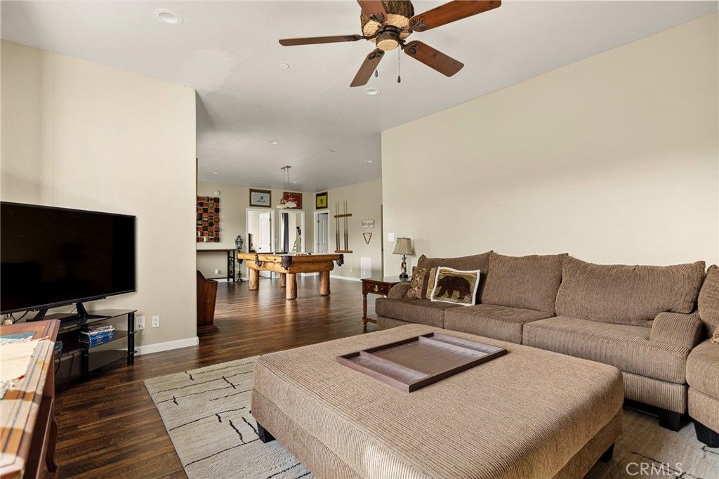 Image 26 of property listing at 806 Brentwood, Lake Arrowhead, CA 92352