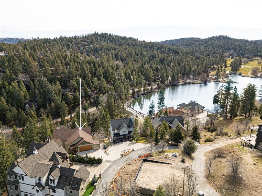Image 38 of property listing at 806 Brentwood, Lake Arrowhead, CA 92352