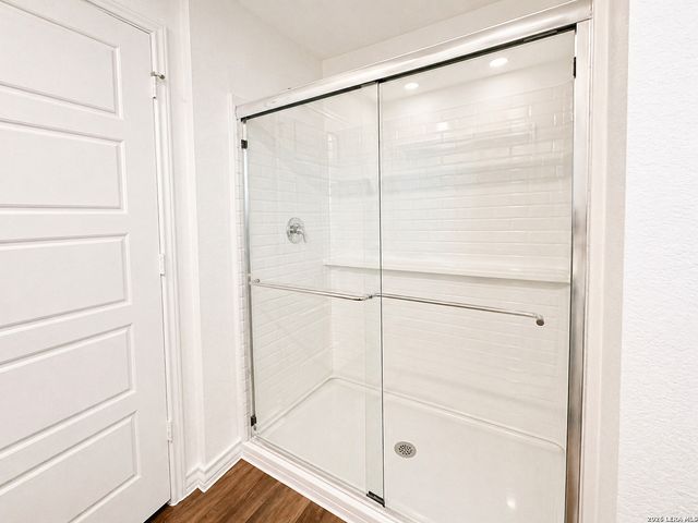 301 RUSTIC GRV, Boerne, TX 78006