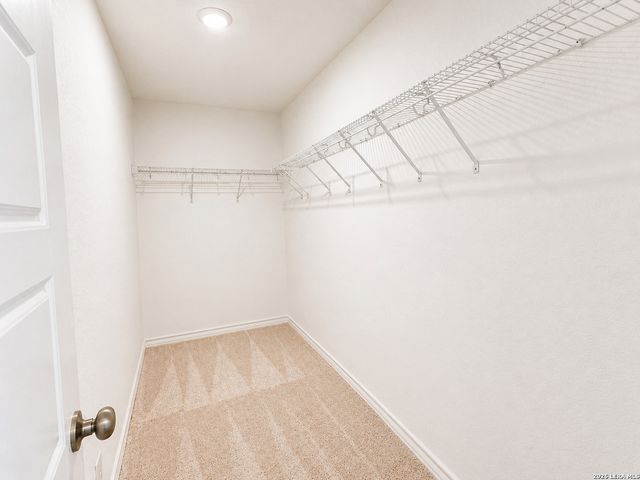 301 RUSTIC GRV, Boerne, TX 78006