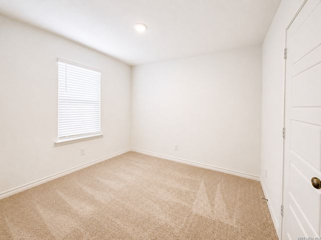 301 RUSTIC GRV, Boerne, TX 78006