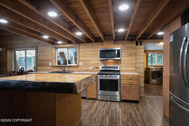 L5 Harris River Road, Hollis, AK 99925