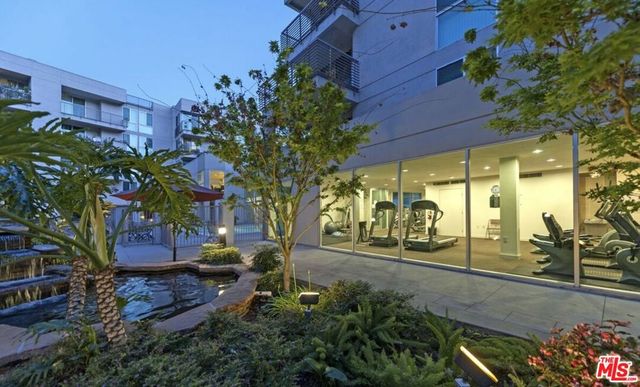 267 S San Pedro Street 105, Los Angeles, CA 90012