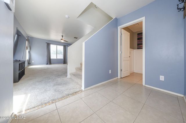 1077 W Camino Luna Llena, Sahuarita, AZ 85629