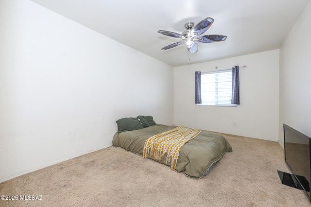 1077 W Camino Luna Llena, Sahuarita, AZ 85629