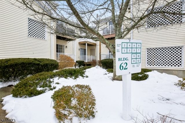 7 Potomac Dr, Bernards Twp., NJ 07920