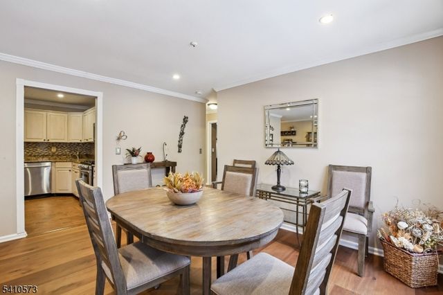 7 Potomac Dr, Bernards Twp., NJ 07920