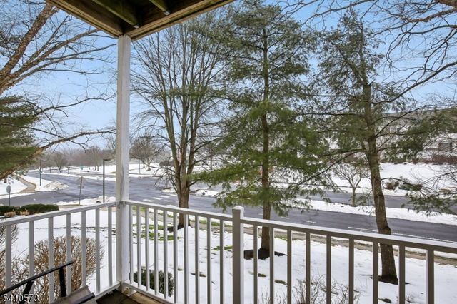 7 Potomac Dr, Bernards Twp., NJ 07920