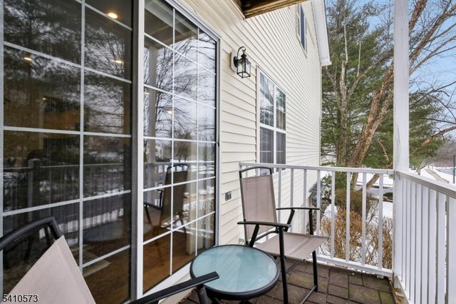 7 Potomac Dr, Bernards Twp., NJ 07920