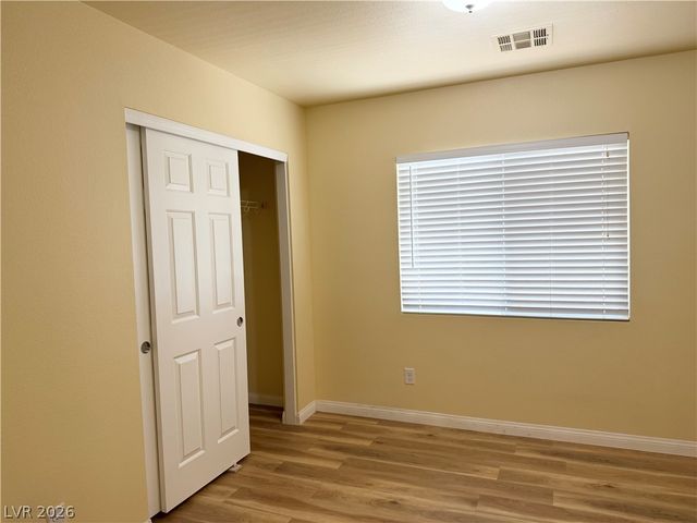 5889 Azzura Palms Avenue, Las Vegas, NV 89139
