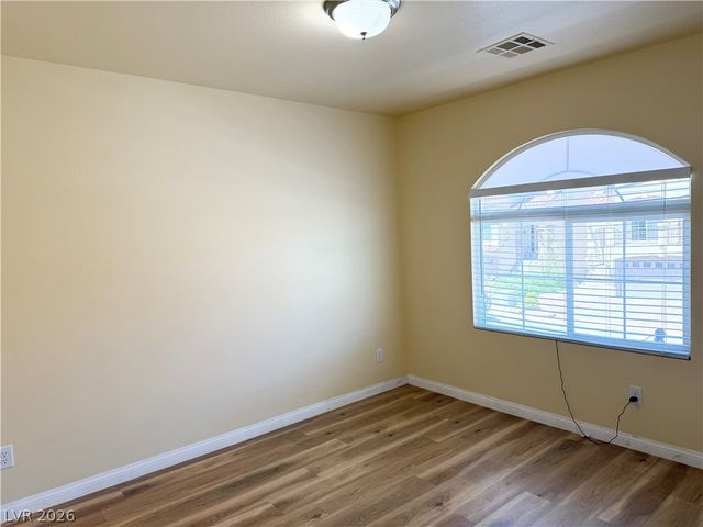 5889 Azzura Palms Avenue, Las Vegas, NV 89139