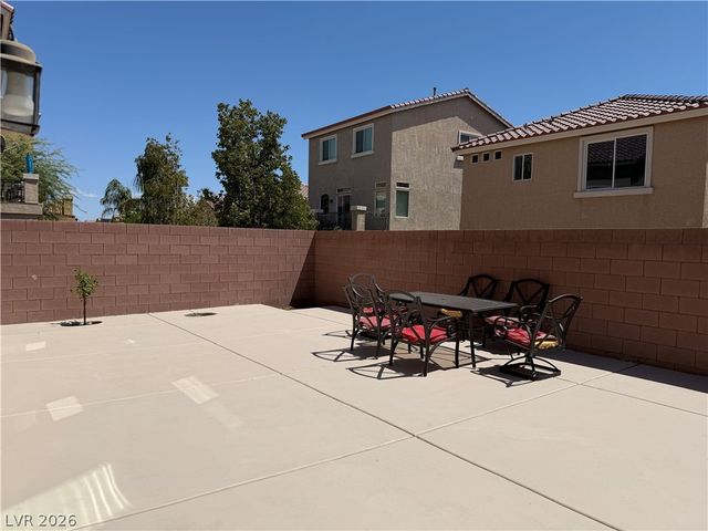 5889 Azzura Palms Avenue, Las Vegas, NV 89139