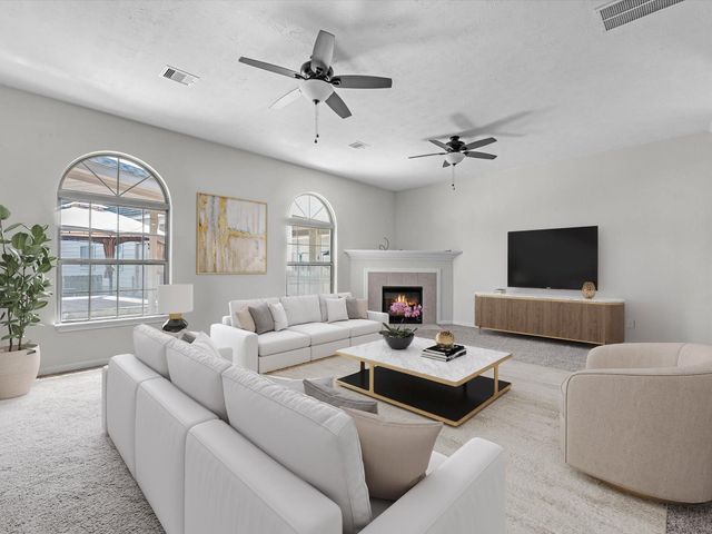 38 Palmero Way, Manvel, TX 77578