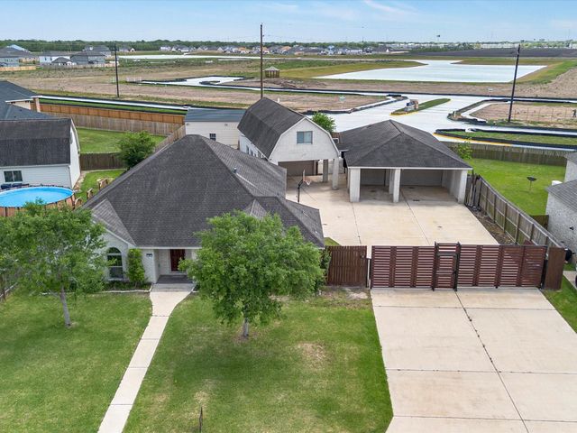 38 Palmero Way, Manvel, TX 77578