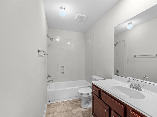 38 Palmero Way, Manvel, TX 77578