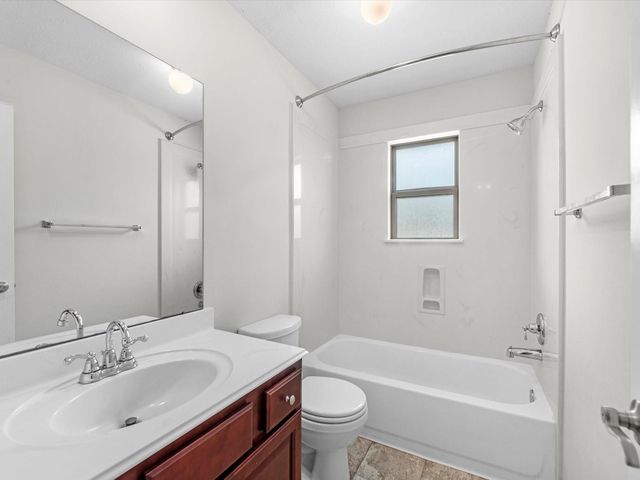 38 Palmero Way, Manvel, TX 77578