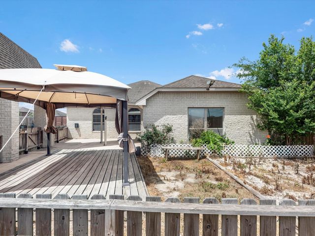 38 Palmero Way, Manvel, TX 77578