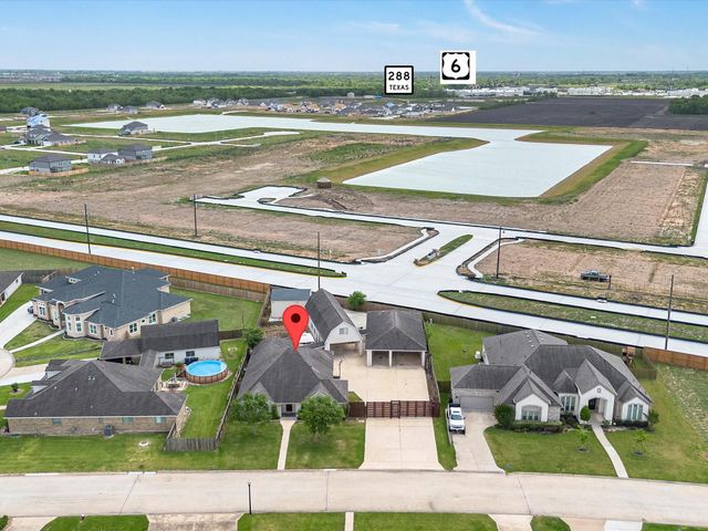 38 Palmero Way, Manvel, TX 77578