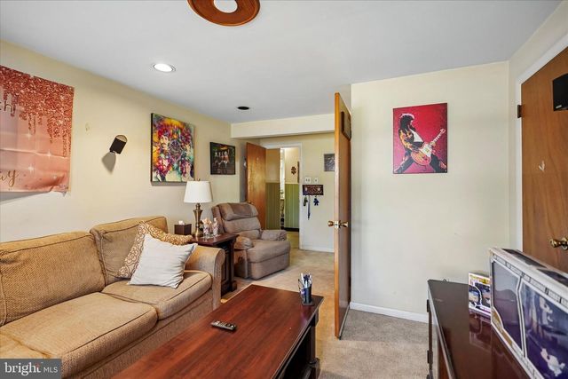 430 FORT WASHINGTON AVE, Fort Washington, PA 19034