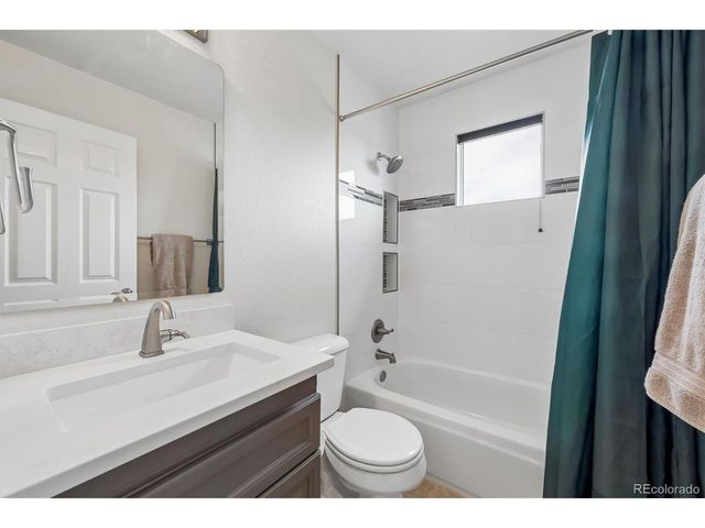 11674 E Ida Ave, Englewood, CO 80111