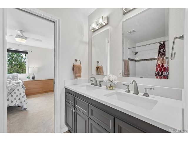 11674 E Ida Ave, Englewood, CO 80111